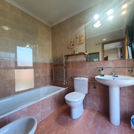 El Mirador De Cangas Vut-17-as Y Vut-18-as *